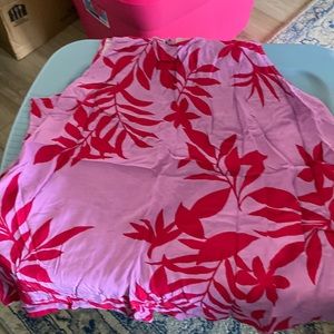 XXL tank top lightweight pink and purple